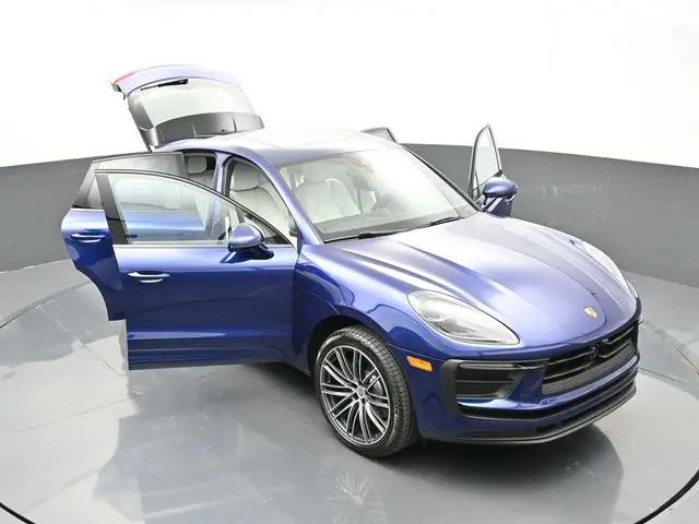 2026 Porsche Macan Macan