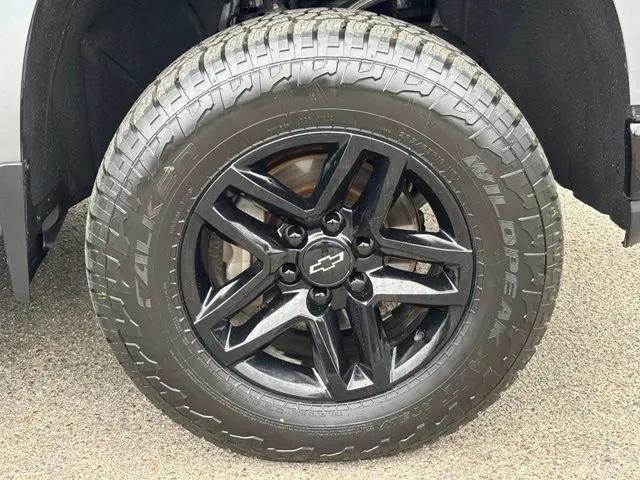 2021 Chevrolet Silverado 1500 4WD Crew Cab Short Bed Custom Trail Boss