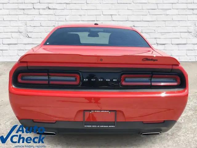 2022 Dodge Challenger SXT