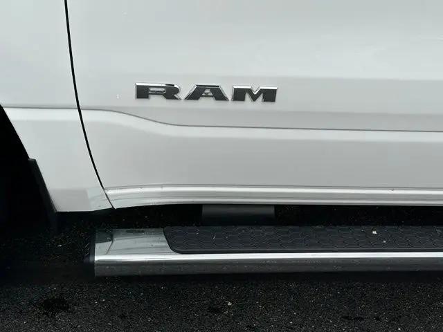 2023 Ram 1500 Laramie Crew Cab 4x4 57 Box