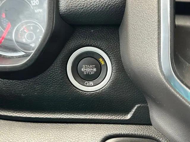 2023 Ram 1500 Laramie Crew Cab 4x4 57 Box