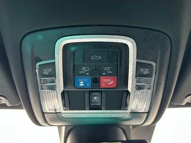 2023 Ram 1500 Laramie Crew Cab 4x4 57 Box