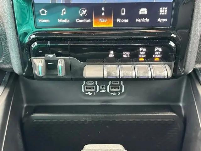 2023 Ram 1500 Laramie Crew Cab 4x4 57 Box