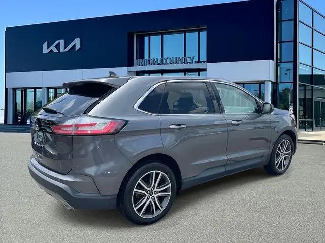 2021 Ford Edge Titanium
