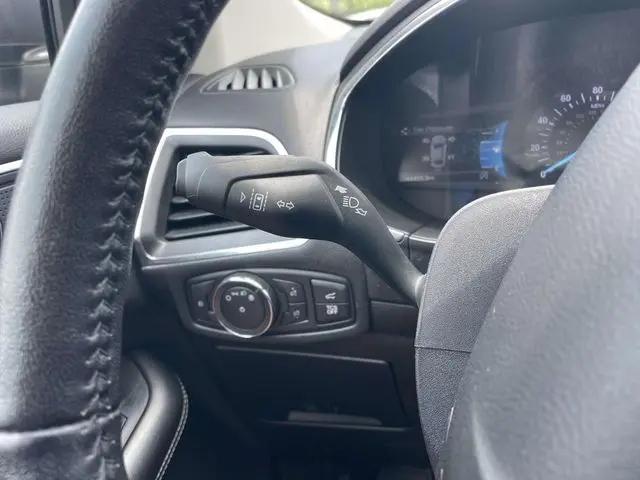 2021 Ford Edge Titanium