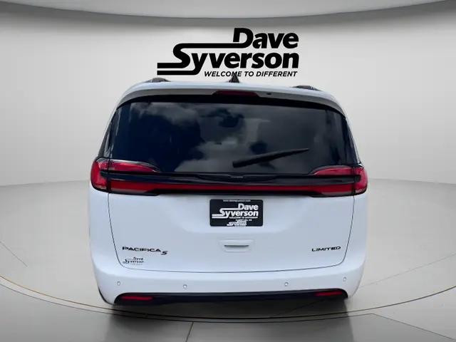 2025 Chrysler Pacifica Limited