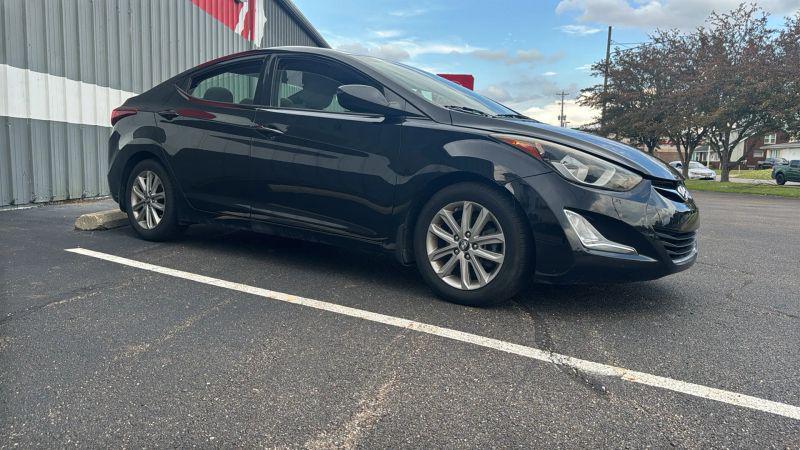 2016 Hyundai Elantra SE for sale near Canton, OH