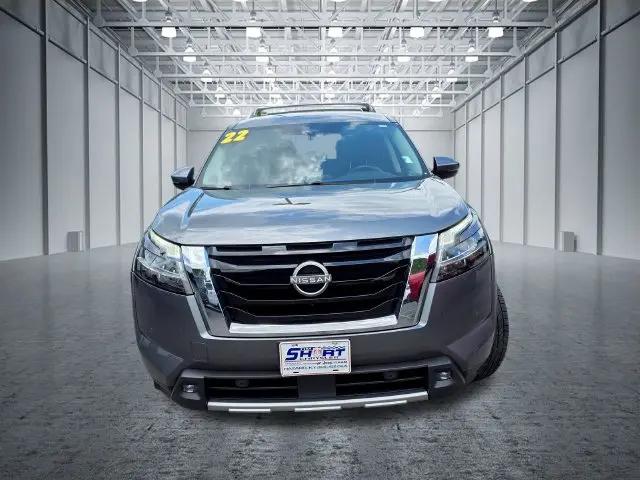 2022 Nissan Pathfinder SL 2WD