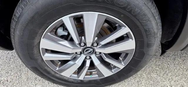 2022 Nissan Pathfinder SL 2WD