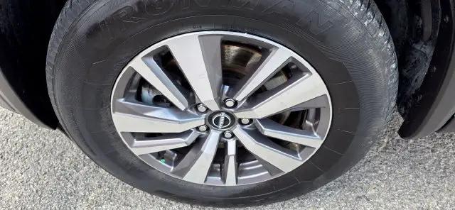 2022 Nissan Pathfinder SL 2WD