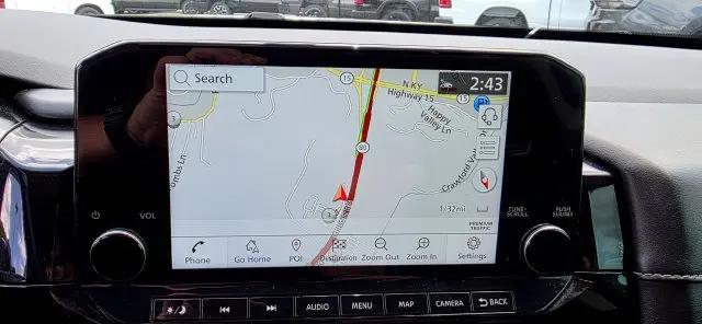 2022 Nissan Pathfinder SL 2WD