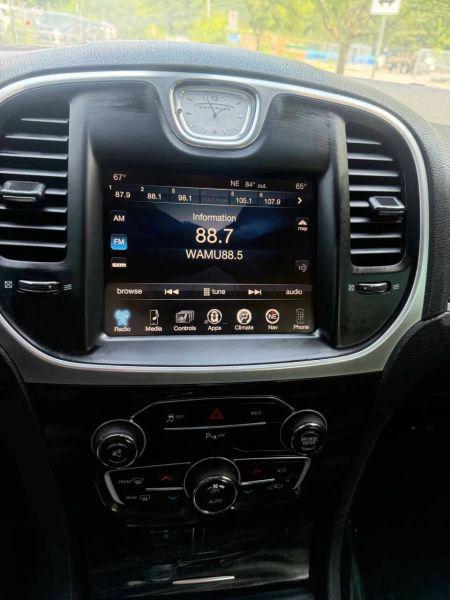 2015 Chrysler 300 Limited