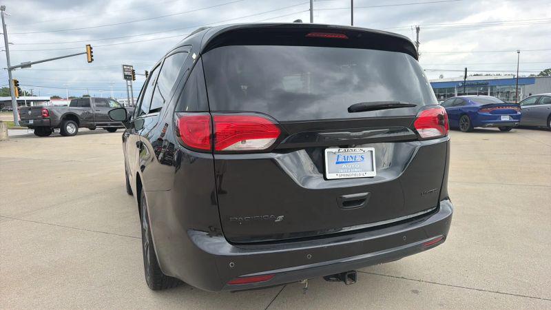 2018 Chrysler Pacifica Limited