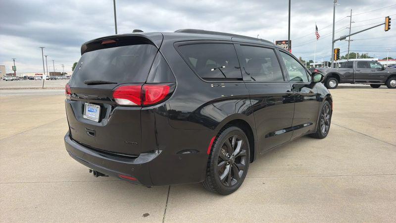 2018 Chrysler Pacifica Limited