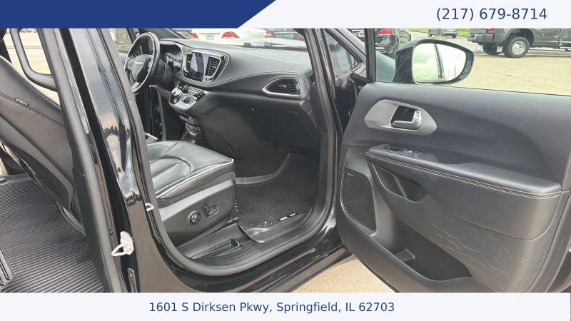 2018 Chrysler Pacifica Limited