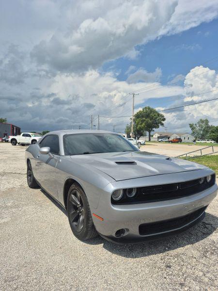 2017 Dodge Challenger SXT