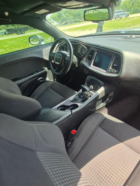 2017 Dodge Challenger SXT