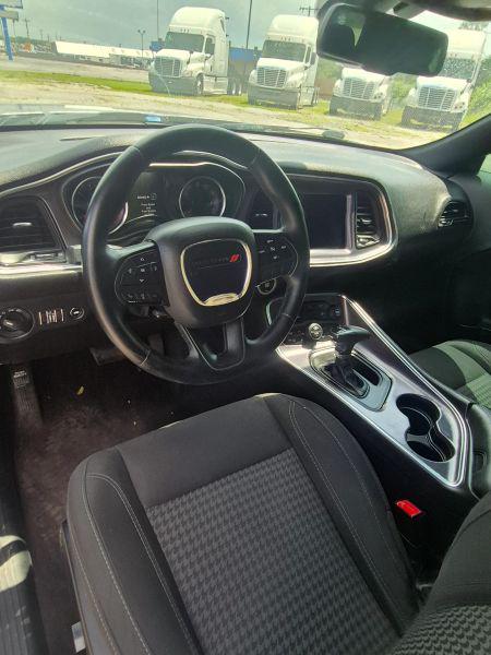 2017 Dodge Challenger SXT