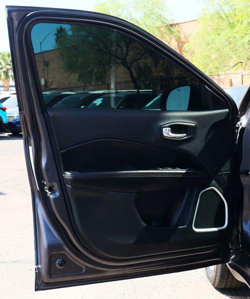 2019 Jeep Compass Latitude FWD