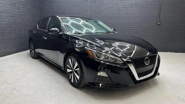2021 Nissan Altima SV FWD for sale in Phoenix, AZ