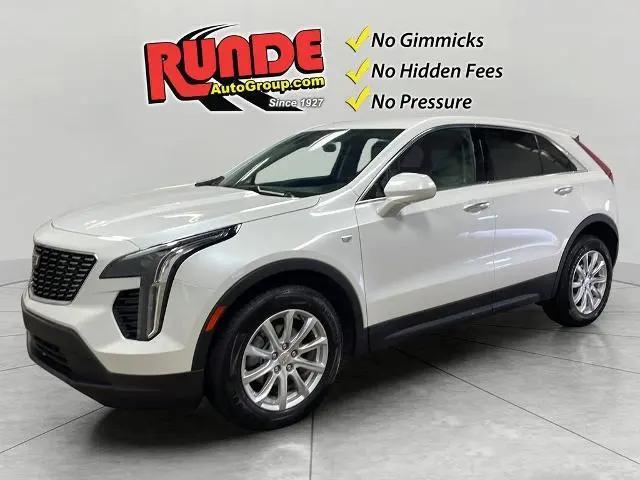 2022 Cadillac XT4 Luxury for sale in East Dubuque, IL
