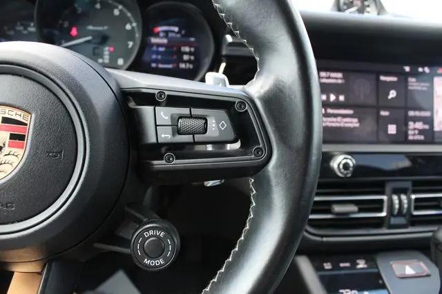 2023 Porsche Macan T