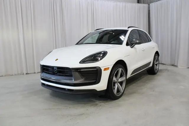 2023 Porsche Macan T