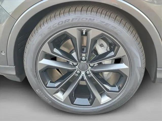 2026 Audi Q7 Premium Plus S line TFSI quattro tiptronic