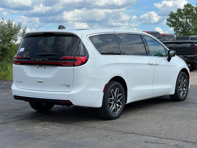2027 Chrysler Pacifica Limited