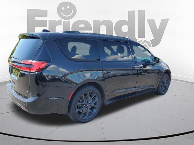 2021 Chrysler Pacifica Touring L AWD