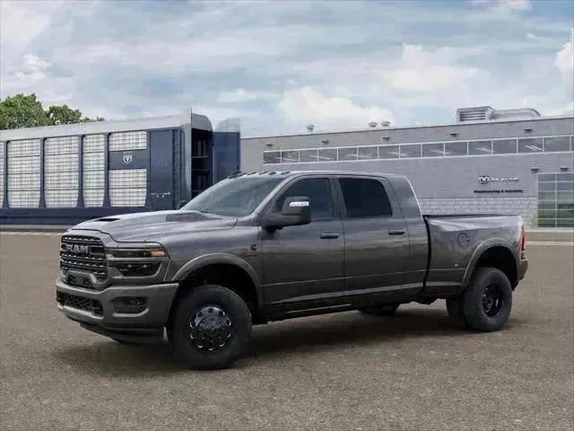 2026 RAM 3500 RAM 3500 LIMITED MEGA CAB 4X4 64 BOX