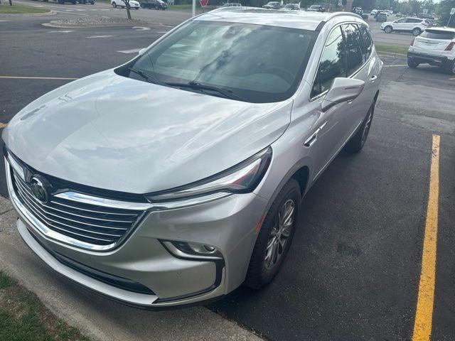2022 Buick Enclave FWD Essence for sale in Grand Blanc, MI