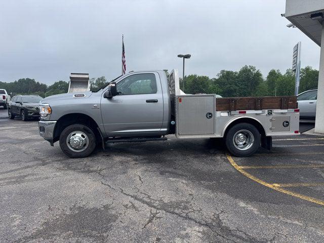 2023 RAM 3500 Chassis Tradesman/SLT 2023 RAM 3500 Chassis Tradesman/SLT