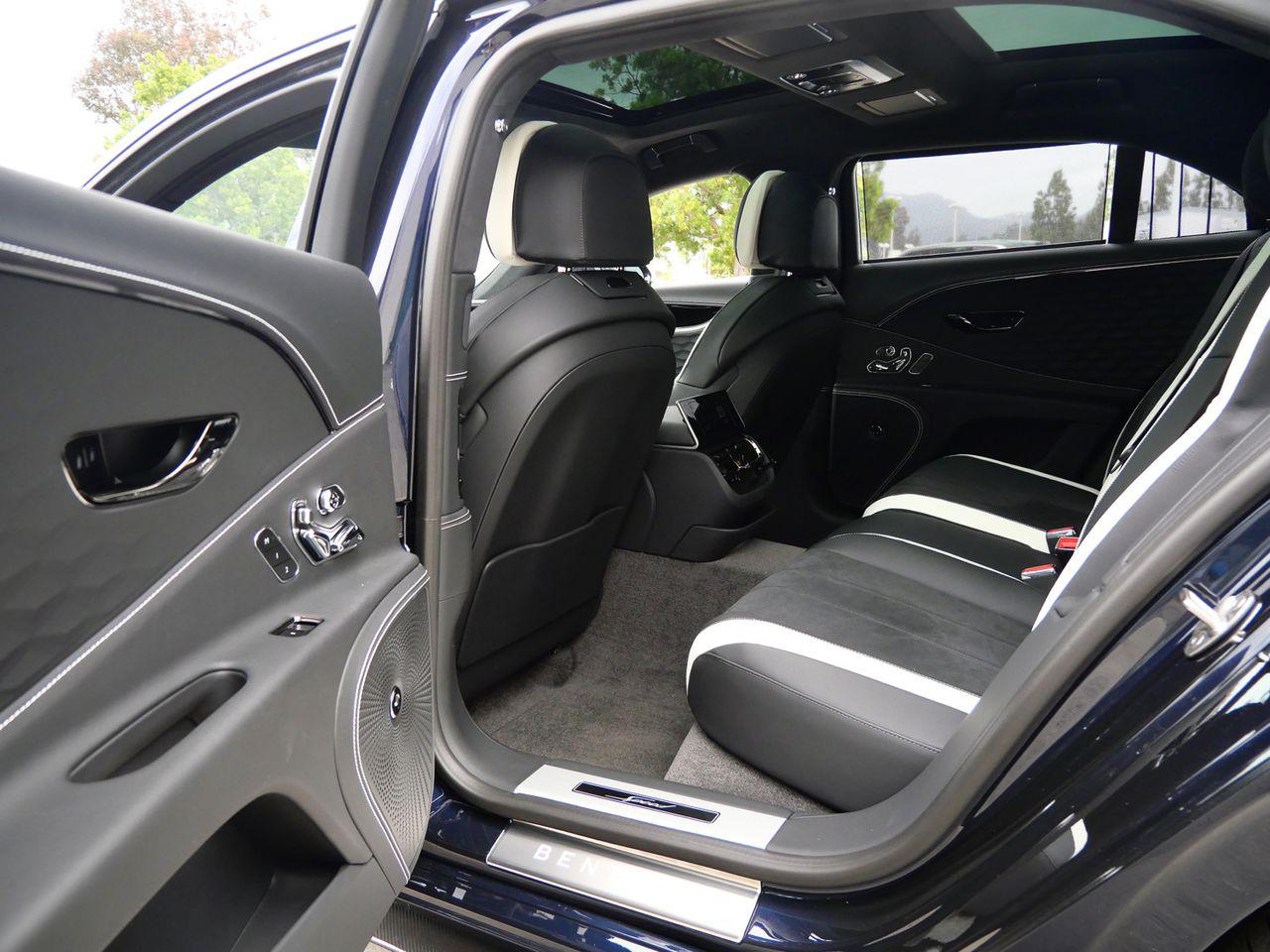 2025 Bentley Flying Spur Speed - Photo 23