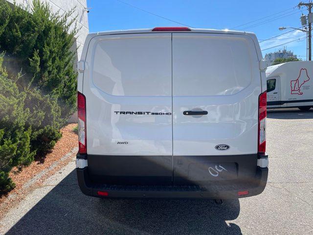 2026 Ford Transit Cargo Van Base