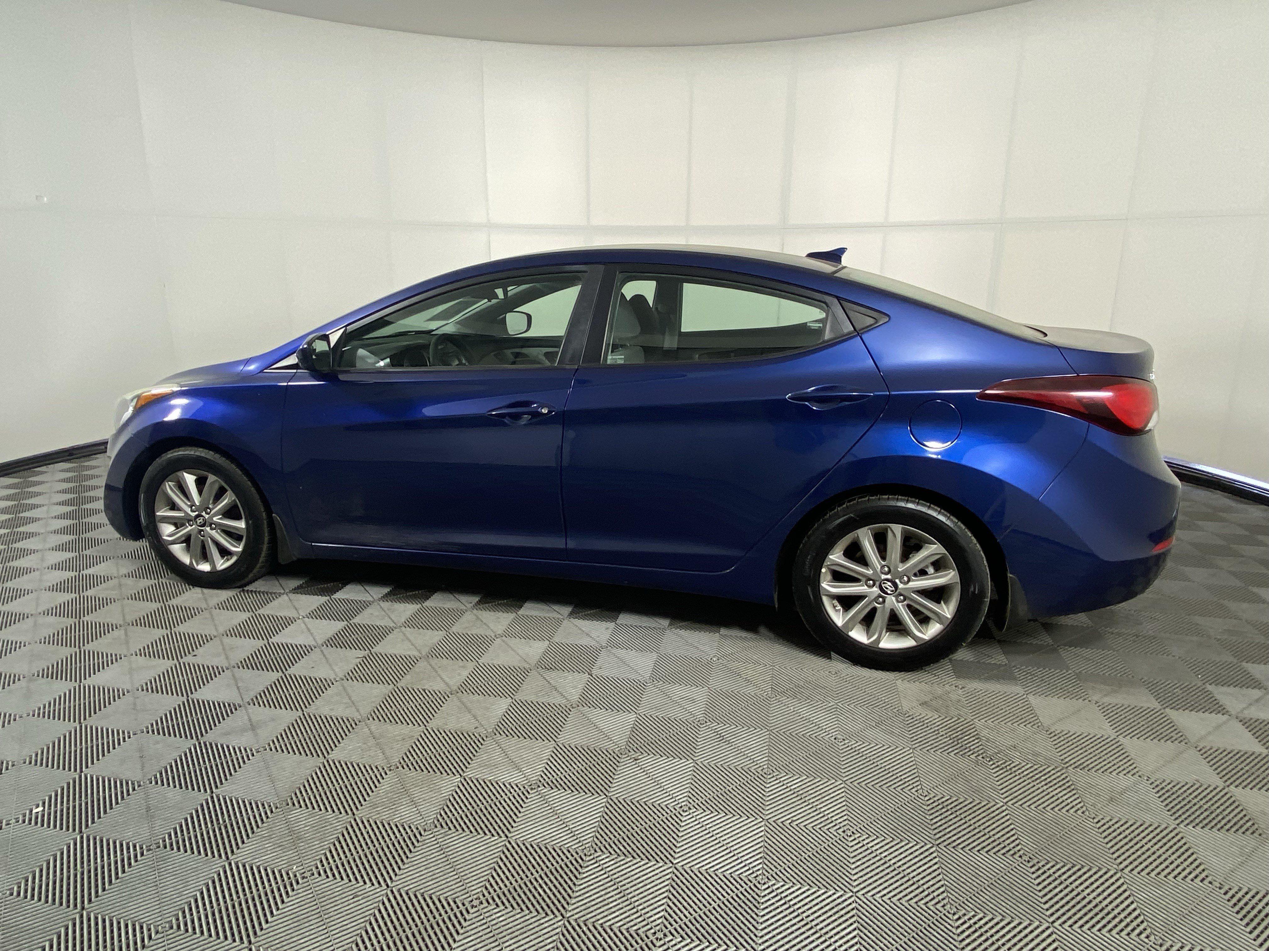 Used 2016 Hyundai Elantra SE with VIN 5NPDH4AEXGH679882 for sale in Hillsboro, OR