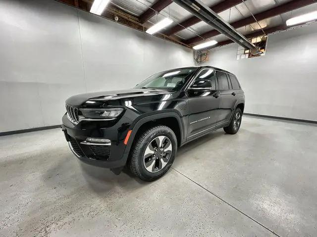 2024 Jeep Grand Cherokee Base for sale in RHINELANDER, WI