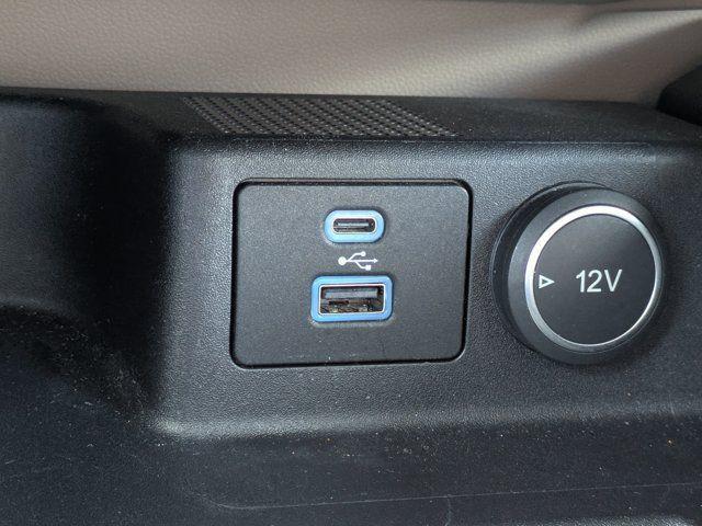 2021 Ford Escape SE Hybrid