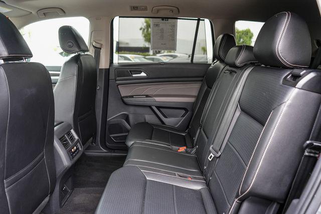2022 Volkswagen Atlas 2.0T SE w/Technology