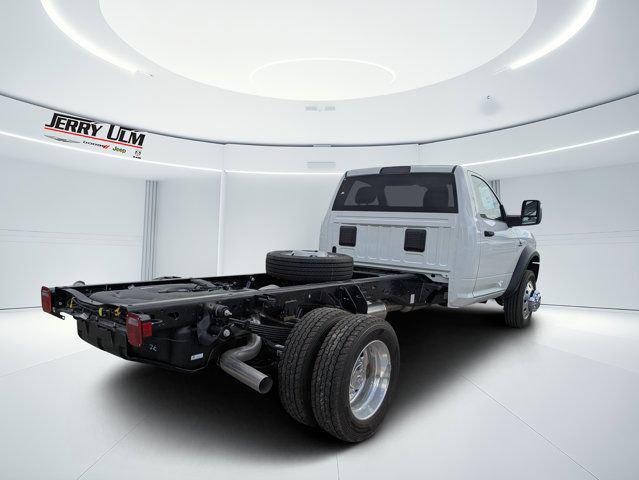 2026 RAM 5500 Chassis RAM 5500 TRADESMAN CHASSIS REGULAR CAB 4X4 84 CA