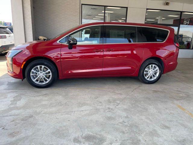 2027 Chrysler Pacifica PACIFICA SELECT AWD
