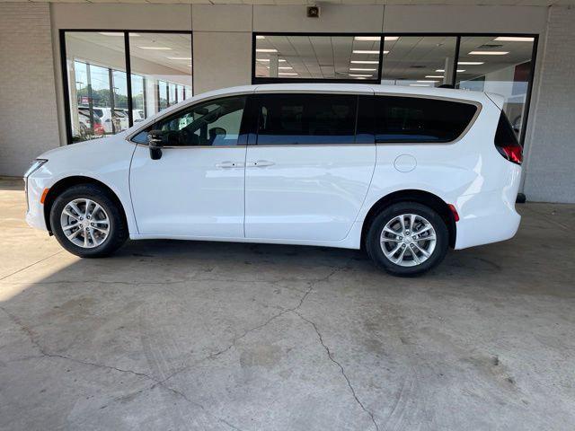 2027 Chrysler Pacifica PACIFICA SELECT AWD 2027 Chrysler Pacifica PACIFICA SELECT AWD