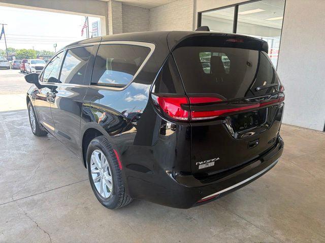2027 Chrysler Pacifica PACIFICA SELECT AWD 2027 Chrysler Pacifica PACIFICA SELECT AWD