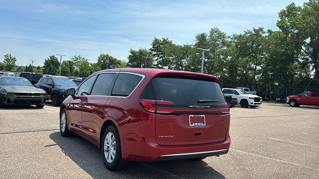 2027 Chrysler Pacifica PACIFICA SELECT