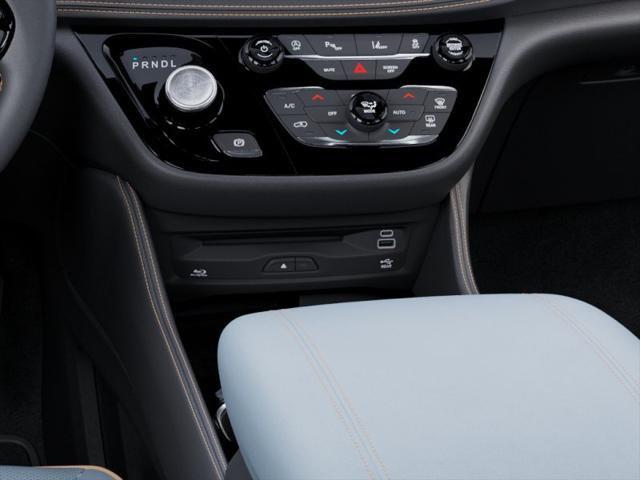 2027 Chrysler Pacifica Pinnacle