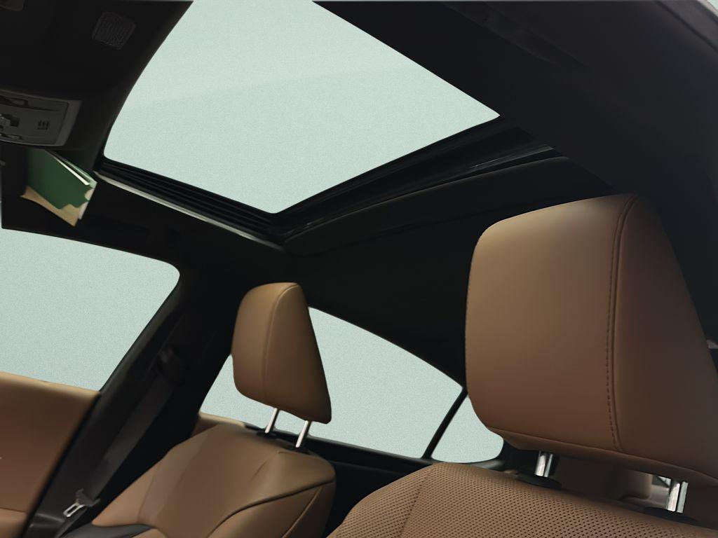 2021 Lexus ES 250 - Photo 14