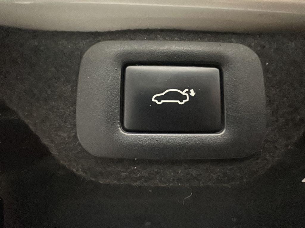 2021 Lexus ES 250 - Photo 22