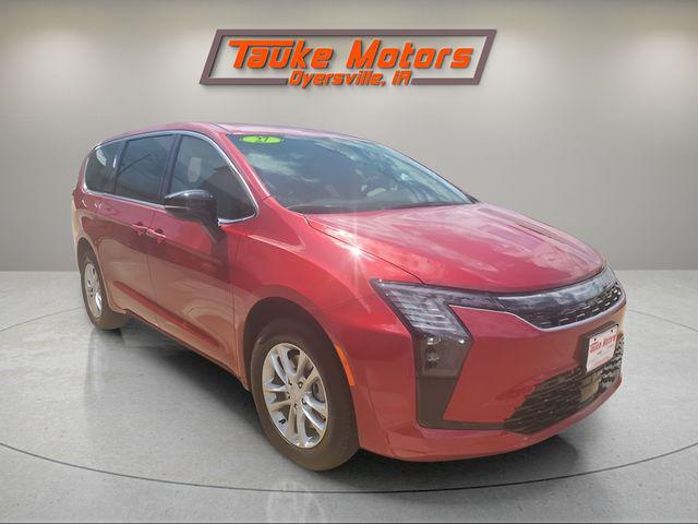 2027 Chrysler Pacifica PACIFICA SELECT AWD