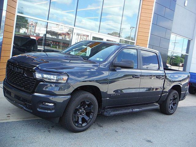 2026 RAM Ram 1500 RAM 1500 EXPRESS CREW CAB 4X4 57 BOX