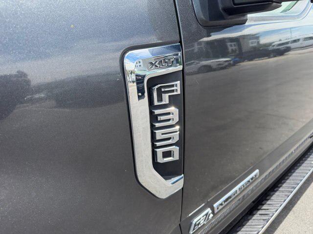 2017 Ford F-350 LARIAT